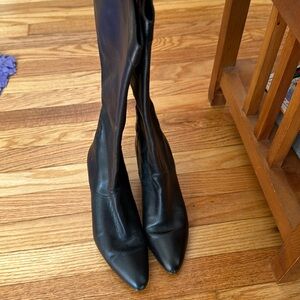 Vintage Gloria Vanderbilt black leather boots size 9
